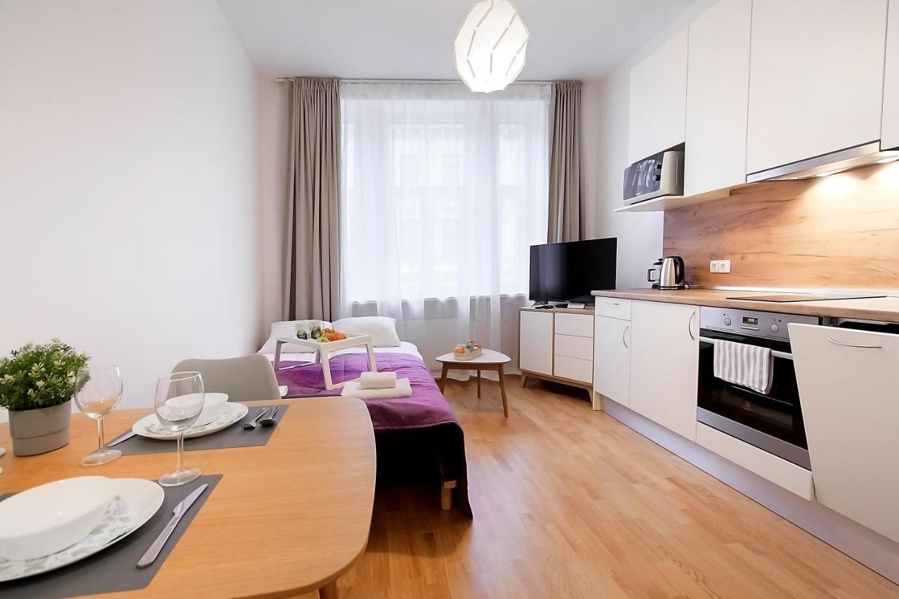 Residential Barona Apartments In Riga Centre Exterior photo
